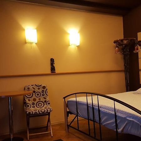 Hospitality Centrum- River Bukarest Kültér fotó