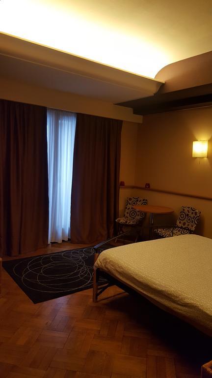 Hospitality Centrum- River Bukarest Kültér fotó