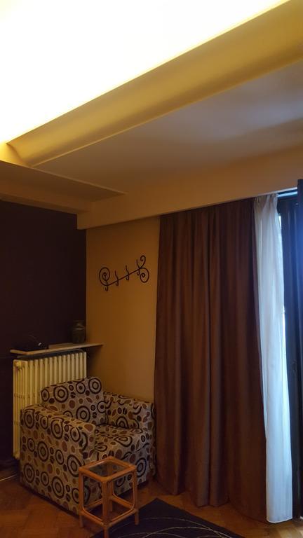 Hospitality Centrum- River Bukarest Kültér fotó
